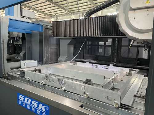 大甩卖数控龙门加工中心  SDSK2515V5-BT40特别适用新能源电池盒精密加工